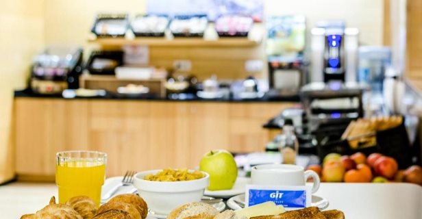 Hotel Yit Ciudad De Zaragoza