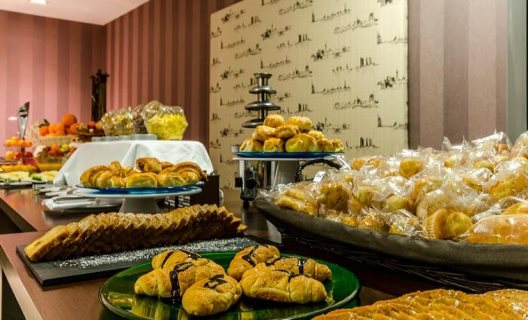 Hotel Yit Via Sevilla Mairena