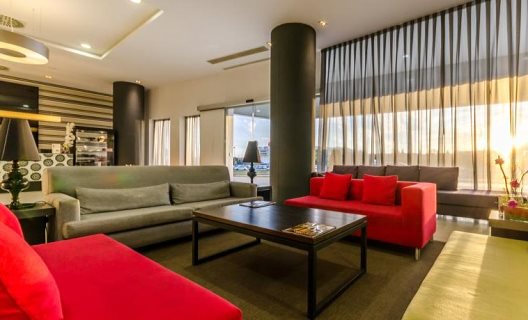 Hotel Yit Via Sevilla Mairena