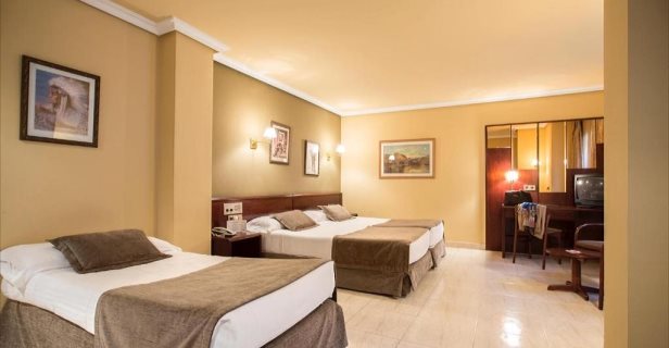 Hotel Yomo Imperial