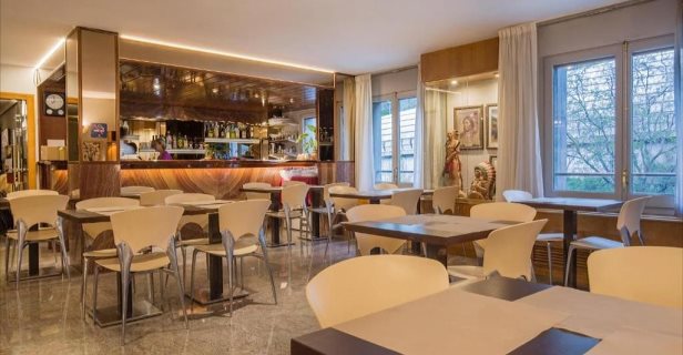 Hotel Yomo Imperial