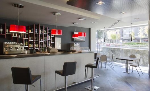 Hotel Yomo Mola Park