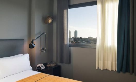 Hotel Yurbban Trafalgar