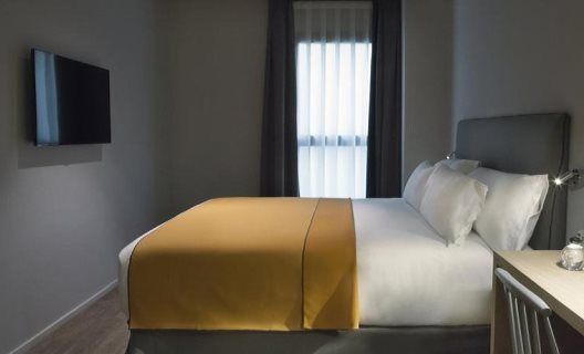 Hotel Yurbban Trafalgar