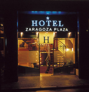 Hotel Zaragoza Plaza