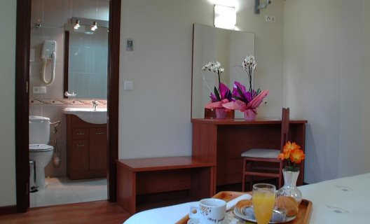 Hotel Zaravencia