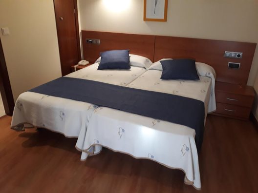 Hotel Zaravencia
