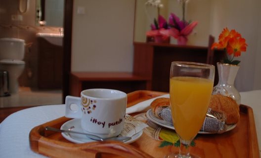 Hotel Zaravencia