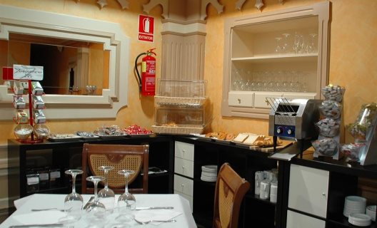 Hotel Zaravencia