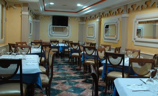 Hotel Zaravencia