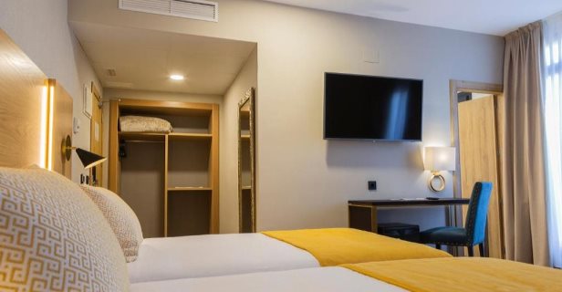 Hotel Zentral Mayoral