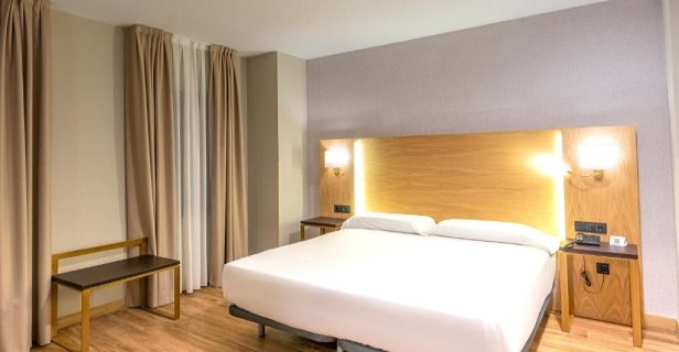 Hotel Zentral Mayoral