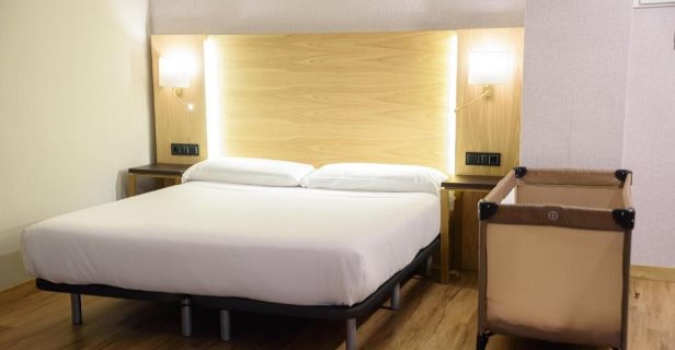 Hotel Zentral Mayoral