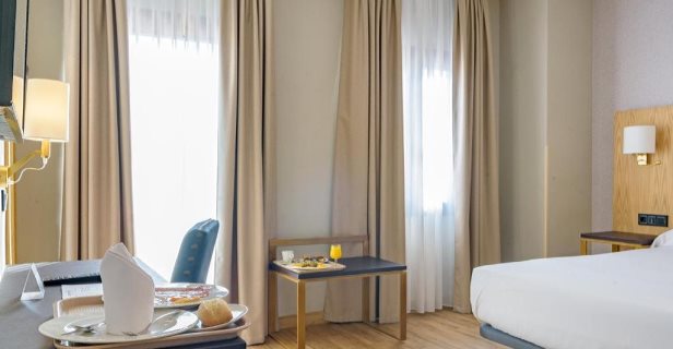 Hotel Zentral Mayoral