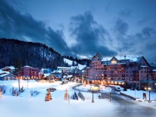 Hotel Zephyr Mountain Lodge