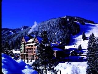 Hotel Zephyr Mountain Lodge