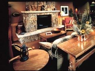 Hotel Zephyr Mountain Lodge