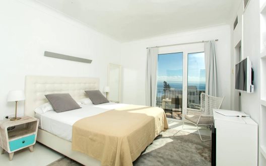 Hotel Zhero-hostal Deluxe