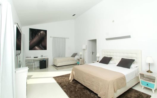 Hotel Zhero-hostal Deluxe