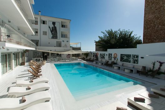 Hotel Zhero-hostal Deluxe