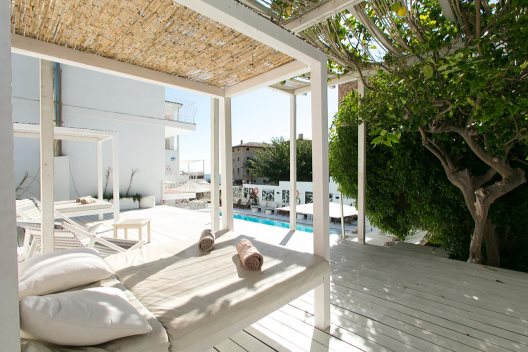 Hotel Zhero-hostal Deluxe