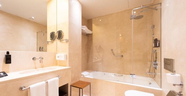 Hotel Zinema7