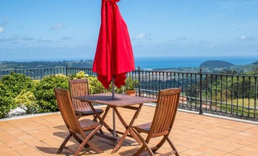 Hotes Mirador De Moriyon