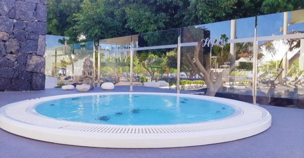 Hyde Park Lane Resort