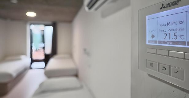 Ideal Youth Hostel