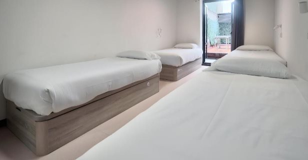 Ideal Youth Hostel