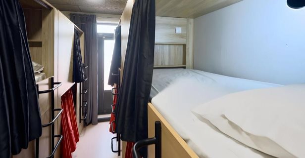 Ideal Youth Hostel