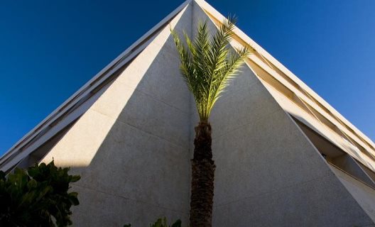 Las Piramides Resort