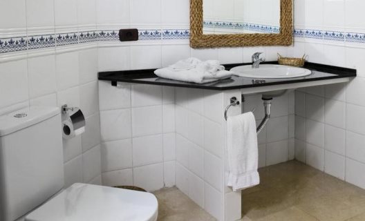 Las Piramides Resort