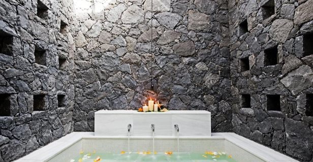 Las Villas Bahia Del Duque Resort