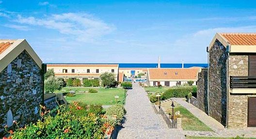 Le Tonnare Village