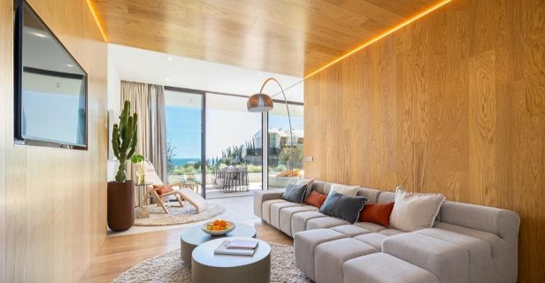 Leiro Suites At Higuerón Curio Collection By Hilton