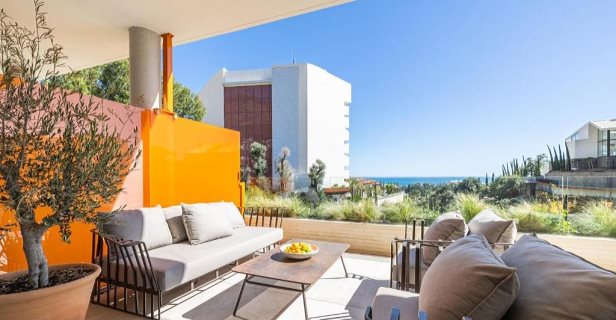 Leiro Suites At Higuerón Curio Collection By Hilton