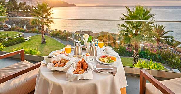 Les Suites At The Cliff Bay