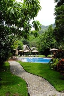 Lodge Picocanoa Aldeas Rio Y Montaña