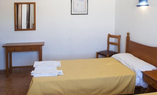 Louty Casa Esteva Hostel