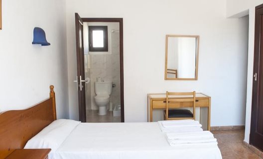 Louty Casa Esteva Hostel