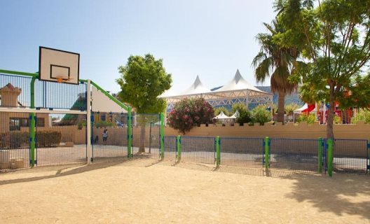 Magic Robin Hood Resort