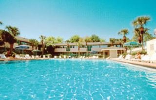 Maingate Lakeside Resort