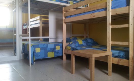 Malaga Beach And Center Backpackers