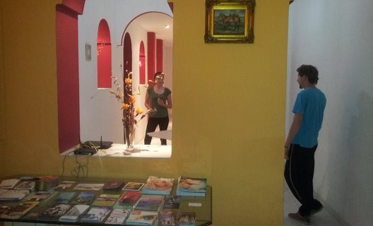 Malaga Beach And Center Backpackers