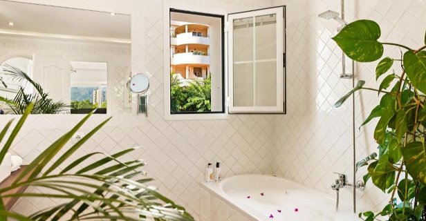 Molo 44 Suites Puerto Banus
