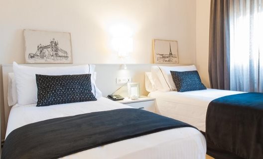New Hotel Colon