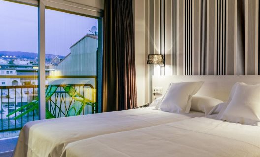 New Hotel Colon