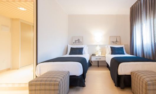 New Hotel Colon