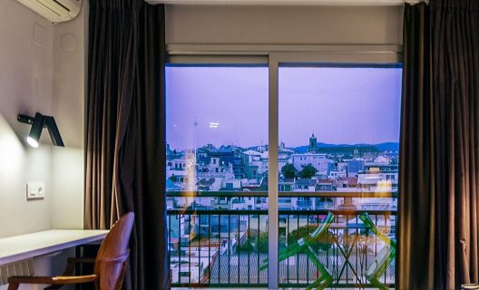 New Hotel Colon